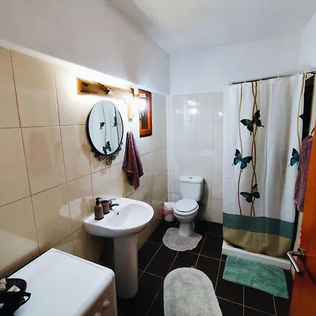 La Casa * Μεσινό